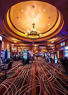 Santa Fe Station Hotel & Casino