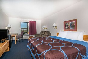 Super 8 by Wyndham Portage