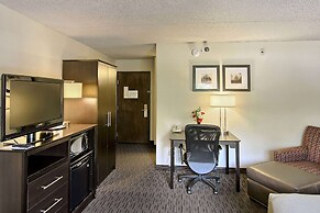 Blossom Hotel & Suites Traverse City