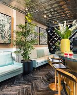 Sea Side by Zvieli Hotels