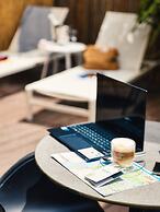 Sea Side by Zvieli Hotels