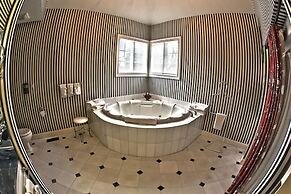 The Bertram Inn & Conf Ctr Trademark Collection by Wyndham