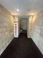 Zion Hotel
