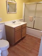 Colonial Acres Resort