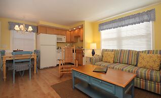 Colonial Acres Resort