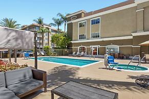 Anaheim Portofino Inn and Suites