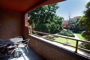 Comfort Apartments Royal Gardens