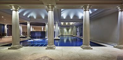 Alexander House And Utopia Spa