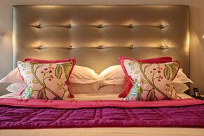 Alexander House And Utopia Spa