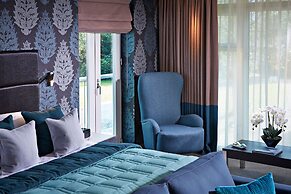 Alexander House And Utopia Spa