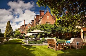 Alexander House And Utopia Spa