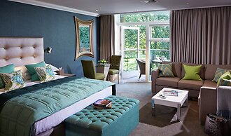 Alexander House And Utopia Spa