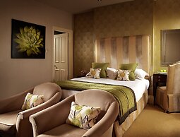 Alexander House And Utopia Spa