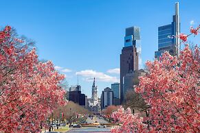 Loews Philadelphia Hotel