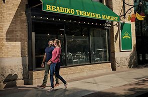 Loews Philadelphia Hotel