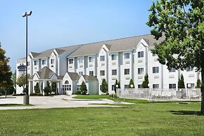 Microtel Inn & Suites by Wyndham Baton Rouge