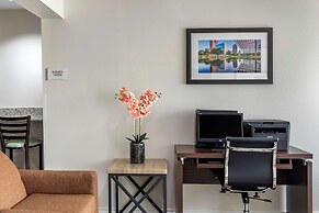 Quality Inn & Suites Longview I-20