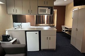 Microtel Inn & Suites by Wyndham Houston