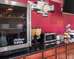 Econo Lodge Inn & Suites Natchitoches