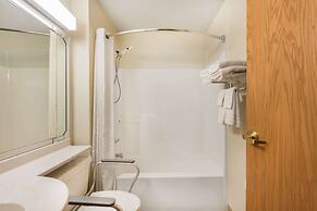 Microtel Inn & Suites by Wyndham Sainte Genevieve