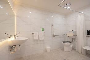 YEHS Hotel Sydney Harbour Suites