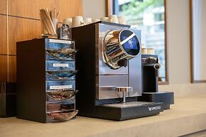 YEHS Hotel Sydney Harbour Suites