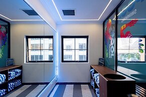 YEHS Hotel Sydney Harbour Suites