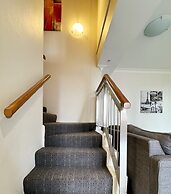 YEHS Hotel Sydney Harbour Suites