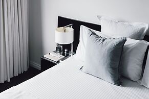 Quay West Suites Melbourne