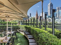 Quay West Suites Melbourne