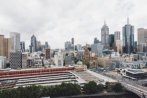 Quay West Suites Melbourne