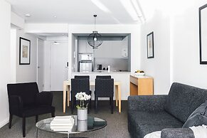 Quay West Suites Melbourne