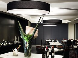 Quay West Suites Melbourne