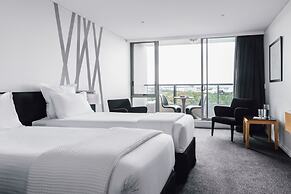 Quay West Suites Melbourne