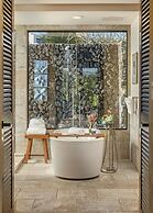 Mauna Lani, Auberge Resorts Collection