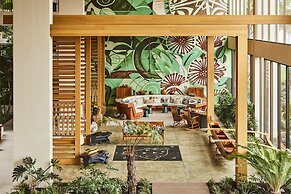 Mauna Lani, Auberge Resorts Collection