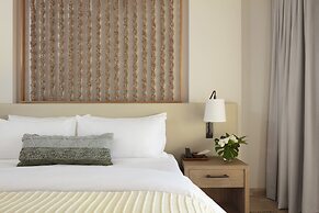 Mauna Lani, Auberge Resorts Collection