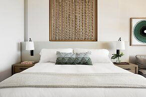 Mauna Lani, Auberge Resorts Collection