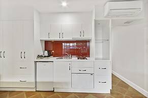 Bellevue on the Lakes