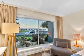 Bellevue on the Lakes