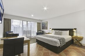 Bellevue on the Lakes