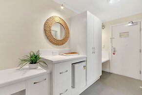 Bellevue on the Lakes