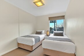 Bellevue on the Lakes