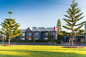 Bellevue on the Lakes