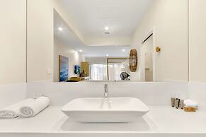 Bellevue on the Lakes