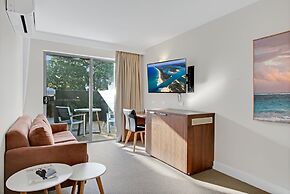 Bellevue on the Lakes