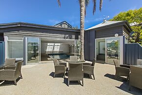 Bellevue on the Lakes