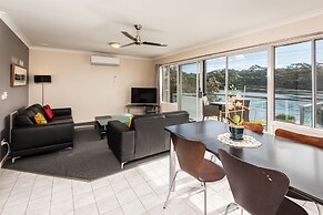 Bellevue on the Lakes