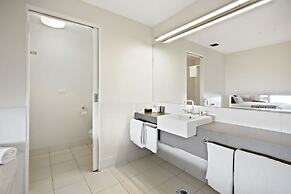 Bellevue on the Lakes