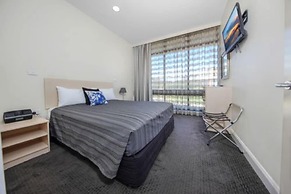 Belconnen Way Hotel Motel and Serviced Apartments